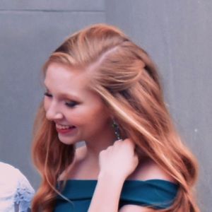 Meet your Posher, Caroline